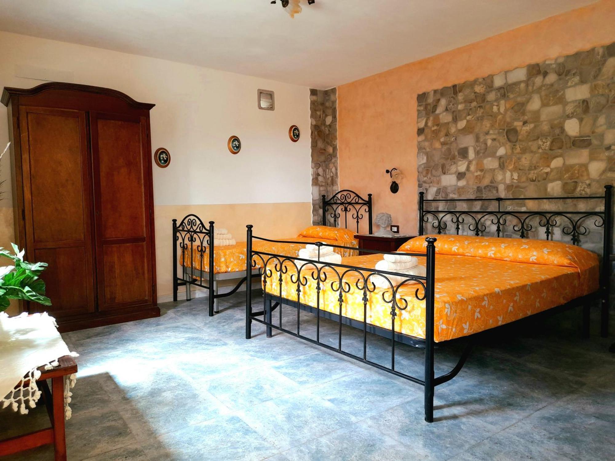 Parco Esmeralda - Family Residence E Breakfast Marina di Camerota Habitación foto
